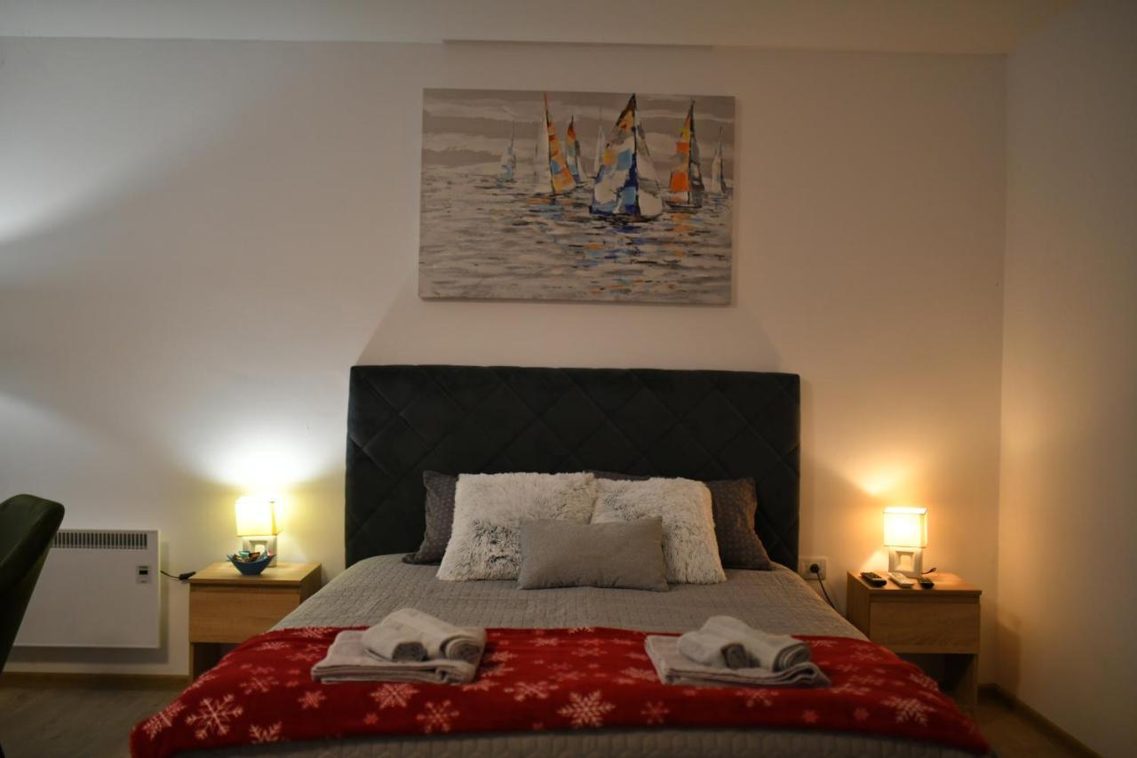 West In Apartments Cacak Ngoại thất bức ảnh